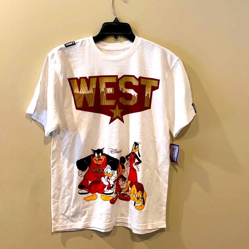 Shortsleeve crew neck 2011 nba west all star shirt M w/ Disney characters